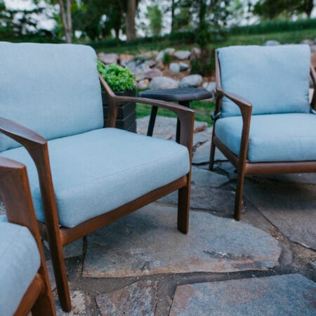 outdoor chairs with blue cushions