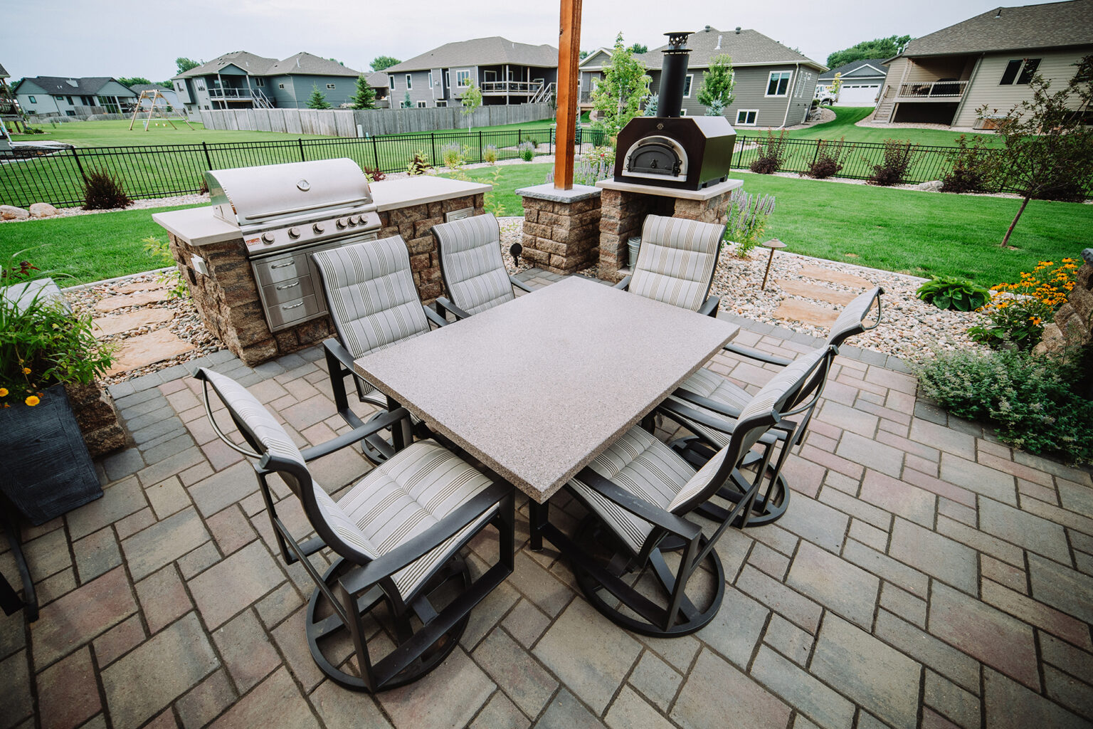 outdoor kitchen in Sioux Falls