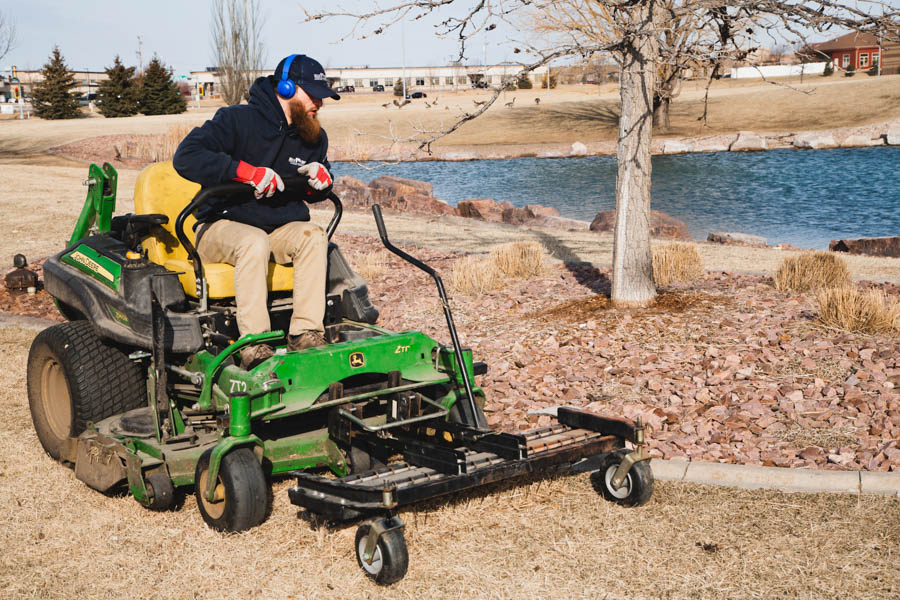 Spring Power Raking in Sioux Falls, SD