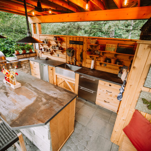 outdoor kitchen by Weller Brothers Landscaping in South Dakota