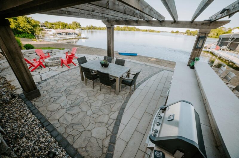 Backyard patio and pergola on the beach, Weller Brothers Landscaping