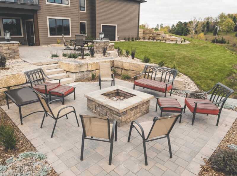 Outdoor Patio with firepit and Furniture Design, Weller Brothers Landscaping