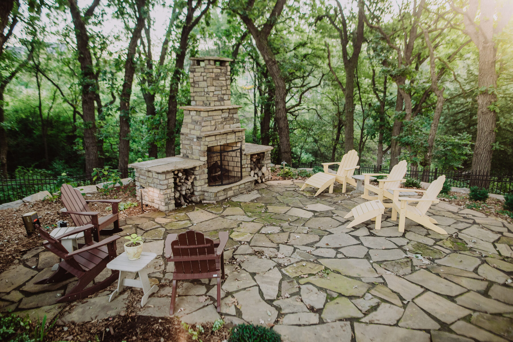 woodland outdoor kitchen